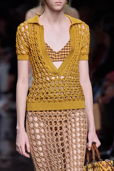 Look 86